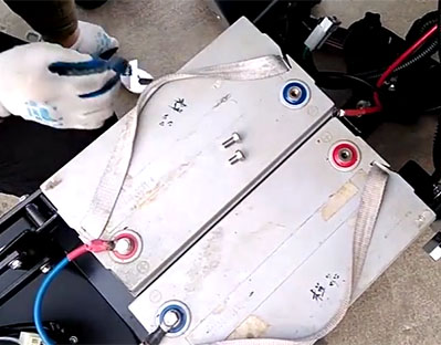 怎么樣維護電瓶式洗地機的電瓶？