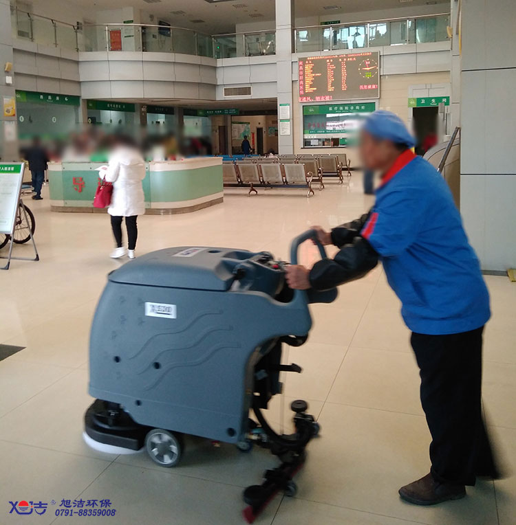 醫院大廳保潔，醫院手推式洗地機